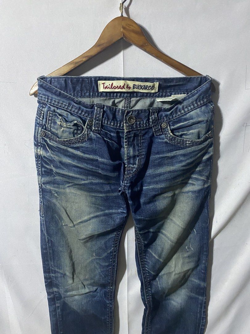 Y2k buckaroo jeans (Category: Jeans) located in Cagayan de Oro. Submitted by kennymiiiiii (Listing ID 1470599262, Image 2). Description: 30*40 No issue .