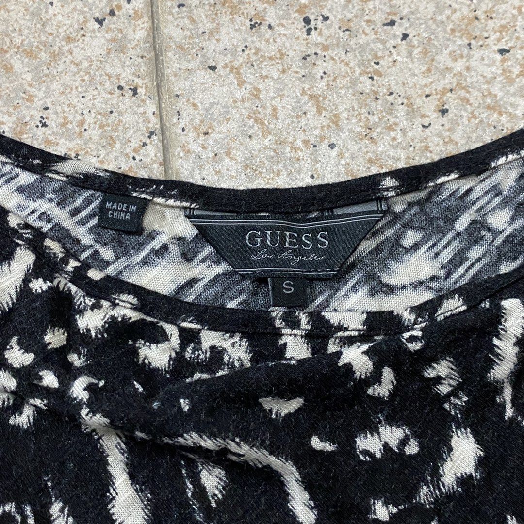 Y2K GUESS Sleeveless Top - Cowl Front (Category: Others Tops) located in Isabela. Submitted by islandsrelics (Listing ID 1470646546, Image 2). Description: .
