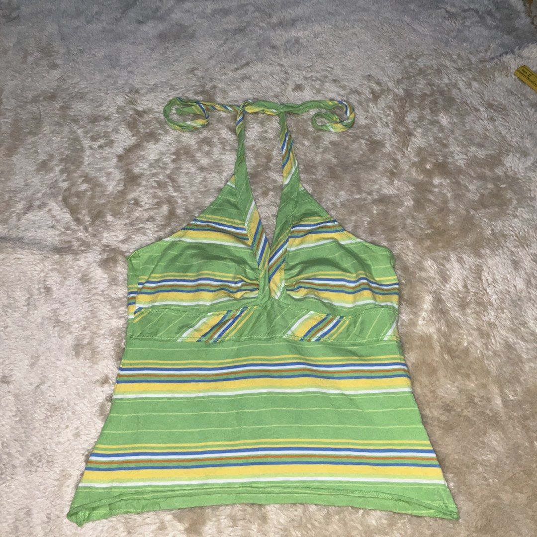 y2k Halter top Stripe patern (Category: Others Tops) located in San Fernando. Submitted by jz_ofiaza (Listing ID 1470598551, Image 1). Description: Excellent Condition No issue.