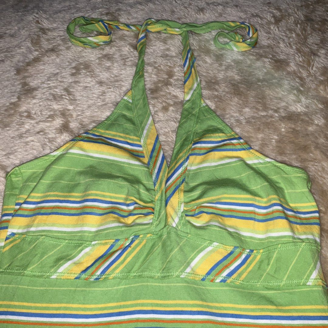 y2k Halter top Stripe patern (Category: Others Tops) located in San Fernando. Submitted by jz_ofiaza (Listing ID 1470598551, Image 2). Description: Excellent Condition No issue.