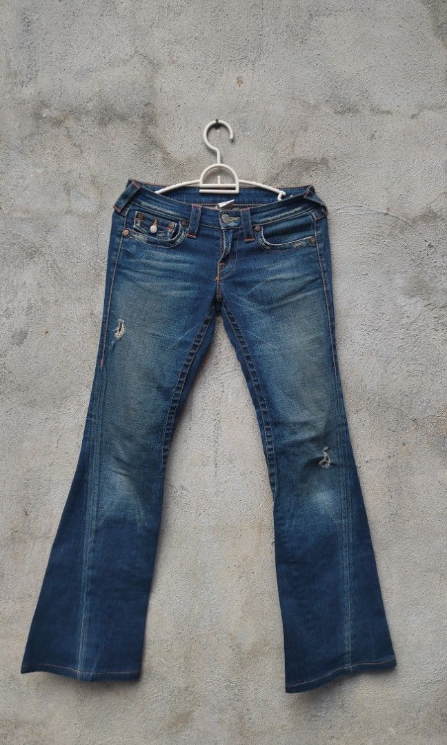 Y2K JOEY FLARED JEANS DIMES: 27X33 (Category: Jeans) located in Ilog. Submitted by ea__thrift (Listing ID 1470630803, Image 1). Description: .
