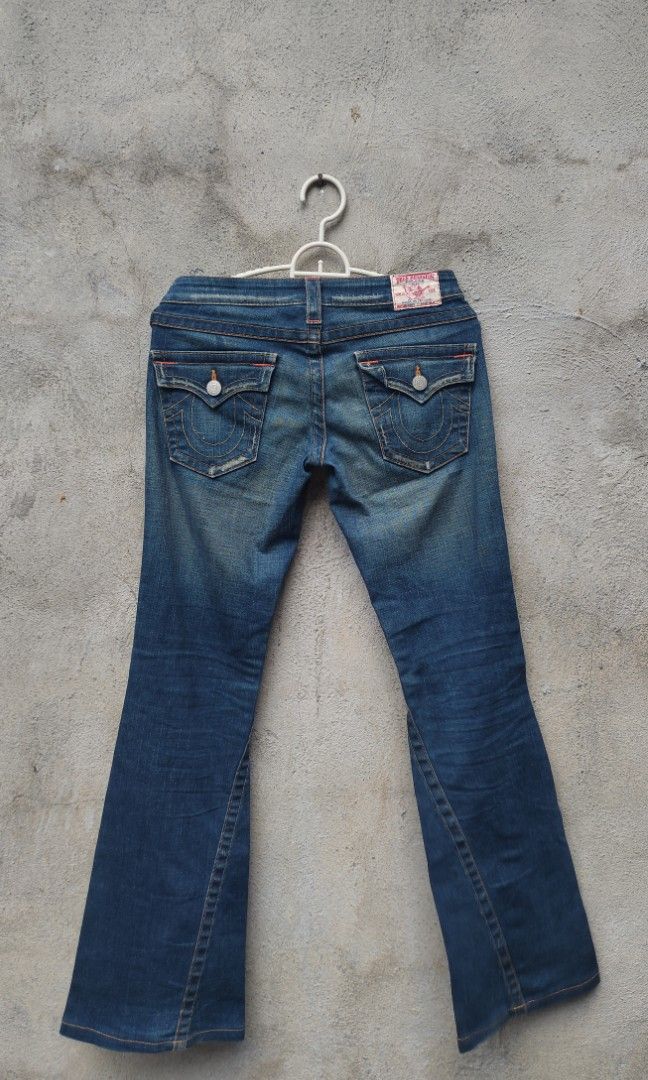 Y2K JOEY FLARED JEANS DIMES: 27X33 (Category: Jeans) located in Ilog. Submitted by ea__thrift (Listing ID 1470630803, Image 2). Description: .