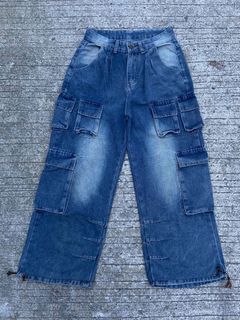 (Category: ) located in . Submitted by arwthrifts (Listing ID 1470667240, Image 1). Description: .