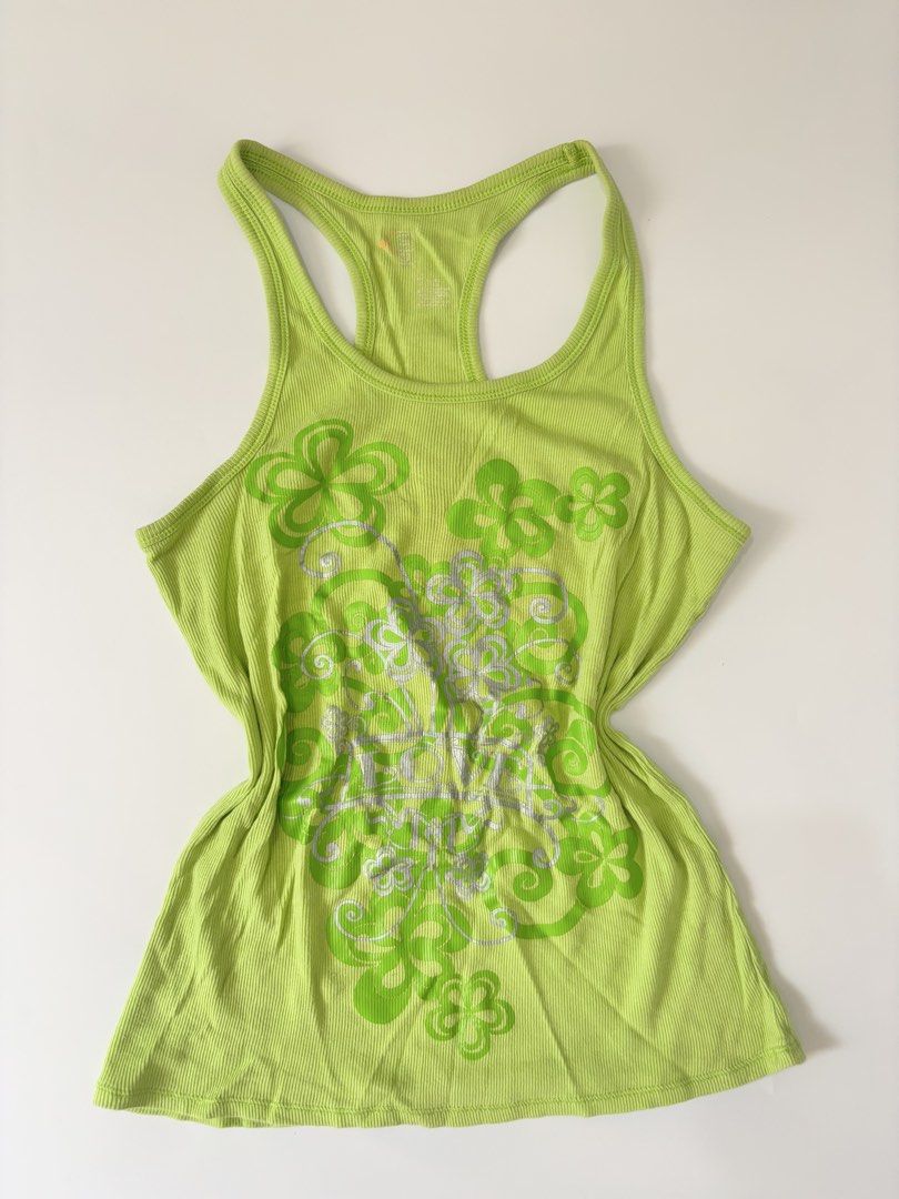 y2k print tank top (Category: Sleeveless) located in Binan City. Submitted by byhiraeth (Listing ID 1470578871, Image 1). Description: -small to medium -no ww -will only entertain offers since IM out of reply quota -loc is santa rosa, laguna .