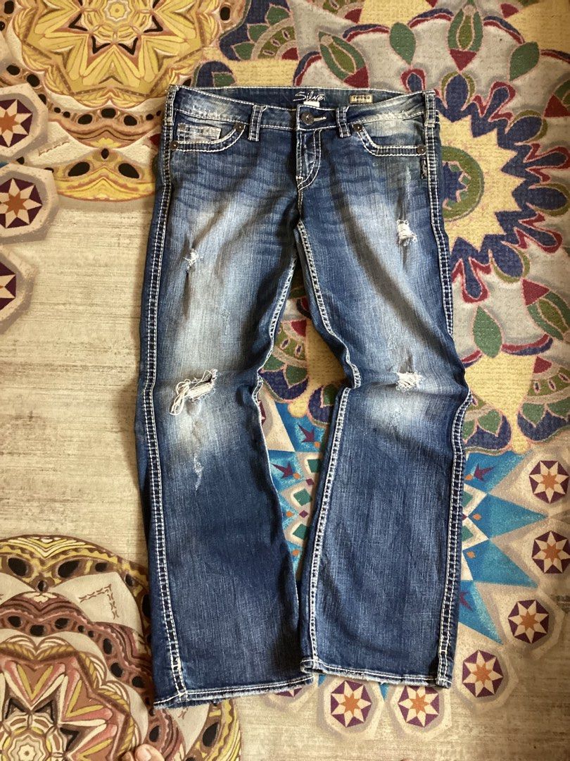 Y2k Silver Twisted Bootcut Jeans (Category: Jeans) located in Balanga. Submitted by archivefine_ds (Listing ID 1470665148, Image 2). Description: Y2k Silver Twisted Bootcut Jeans 10/10 good condi, need wash w 34 L 39 T 10 H 9.5 500+sf.