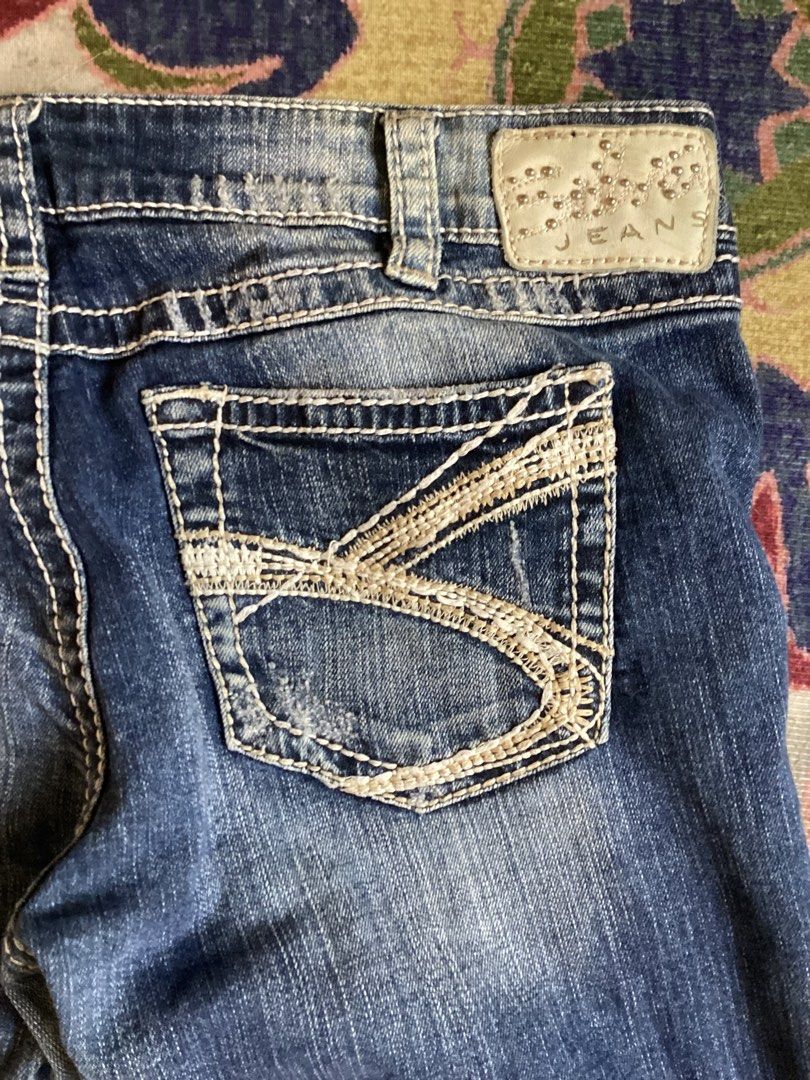 Y2k Silver Twisted Bootcut Jeans (Category: Jeans) located in Balanga. Submitted by archivefine_ds (Listing ID 1470665148, Image 3). Description: Y2k Silver Twisted Bootcut Jeans 10/10 good condi, need wash w 34 L 39 T 10 H 9.5 500+sf.