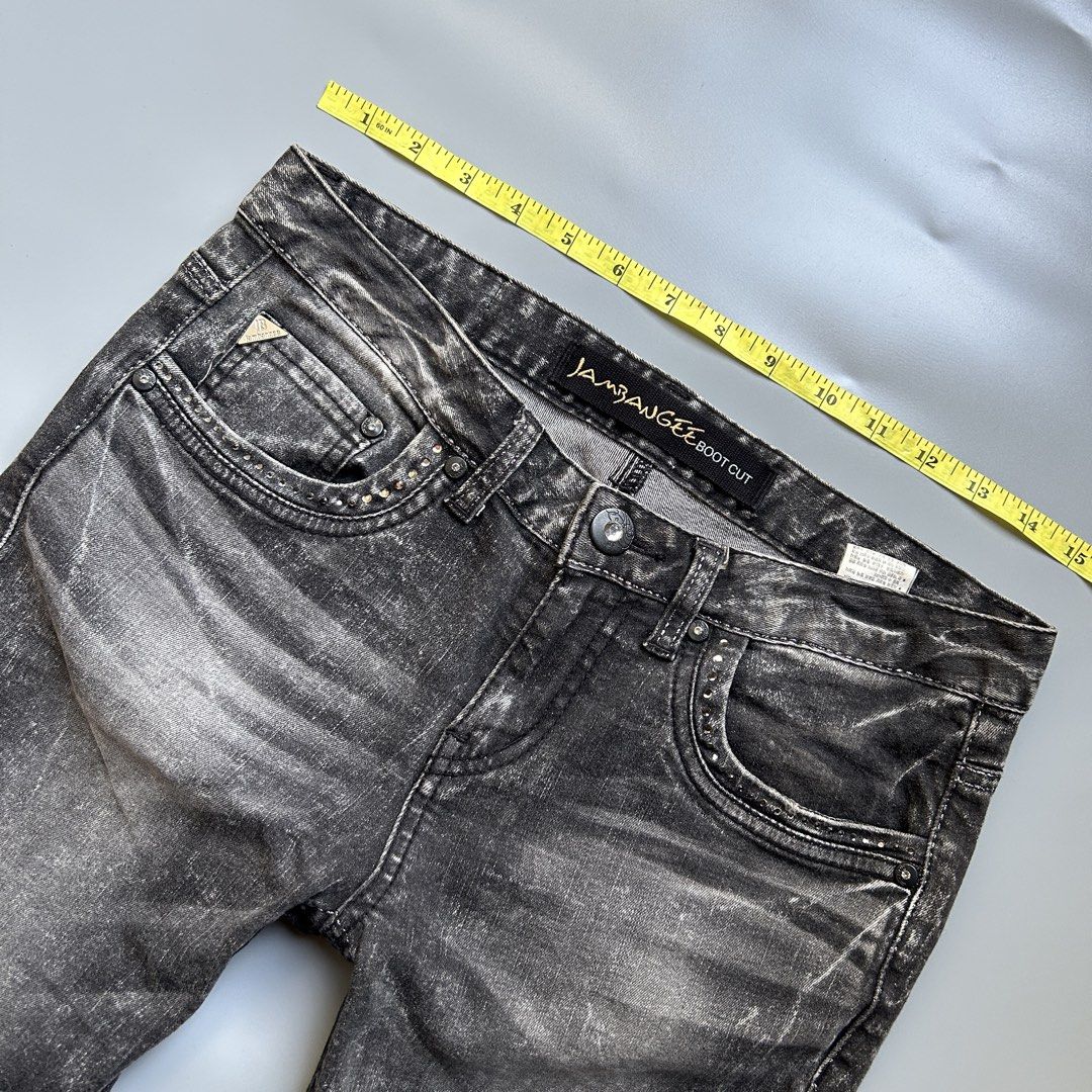 y2k studded lowrise boot cut jeans (Category: Jeans) located in Liloan. Submitted by fairymary.ph (Listing ID 1470652330, Image 2). Description: READ BIO BEFORE BUYING✨ P250+sf brand: jambangee (vintage sokor brand) size: 30 length: 41” hem: 9” no ww.