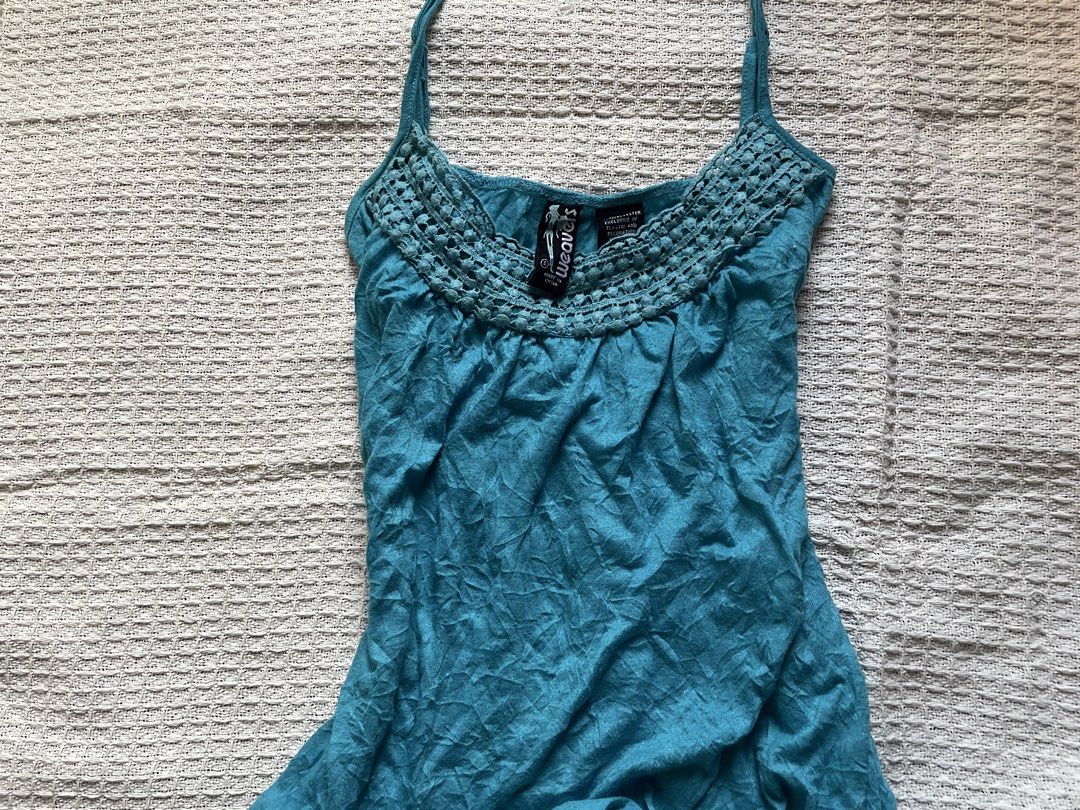 y2k teal top with smocked hem (Category: Sleeveless) located in Meycauayan. Submitted by fae.trove (Listing ID 1470633297, Image 2). Description: .