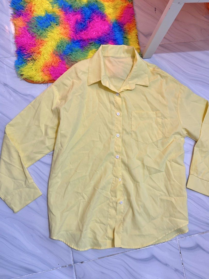 Yellow Polo Longsleeves (Category: Longsleeves) located in Bulacan. Submitted by archivesbyjanine (Listing ID 1470682081, Image 3). Description: M-L Oversized for xs-s frame.