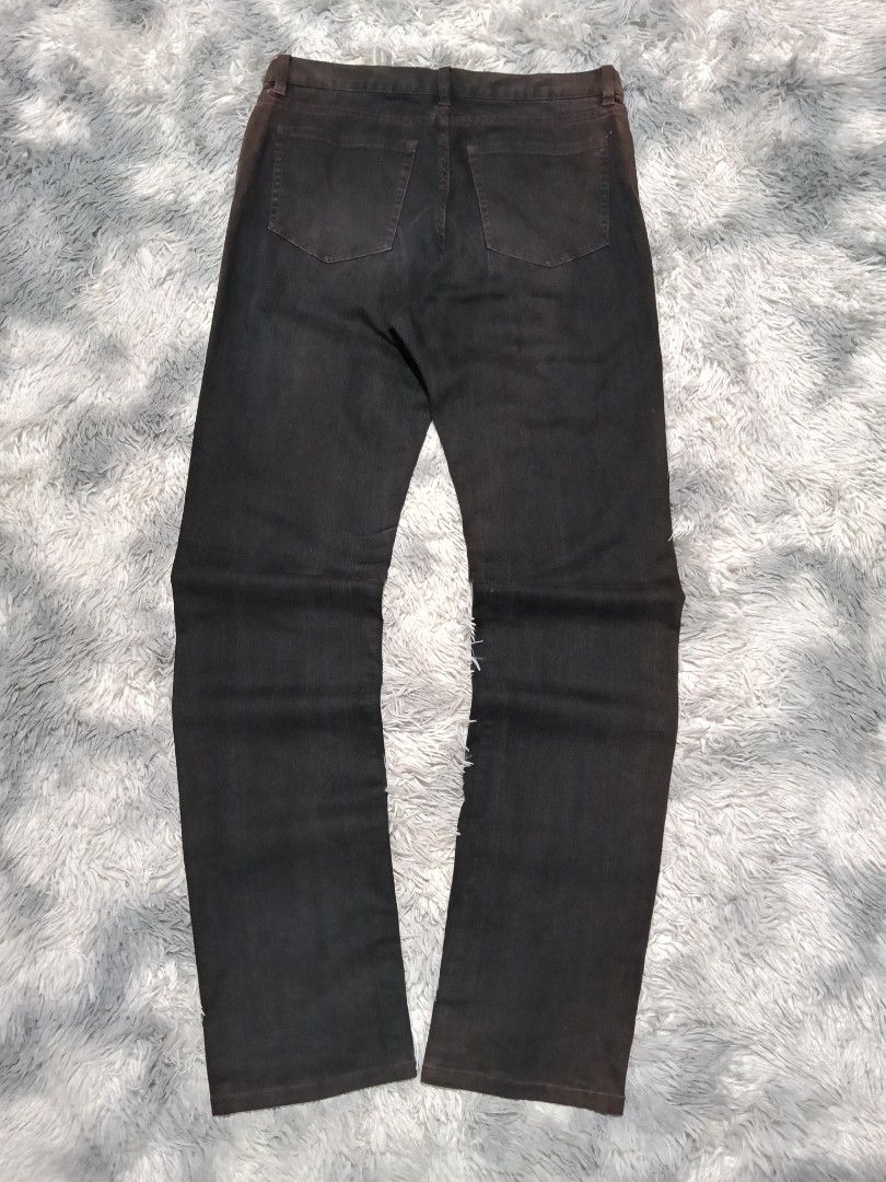 Z Zegna bleach tie dye (Category: Jeans) located in San Carlos City. Submitted by wilburstthriftstore (Listing ID 1470627066, Image 2). Description: Z Zegna bleach tie dye pants women Waist 29-30 Length 42½ Hem 7 Excellent condition 👌🏾 ₱400 + sf.