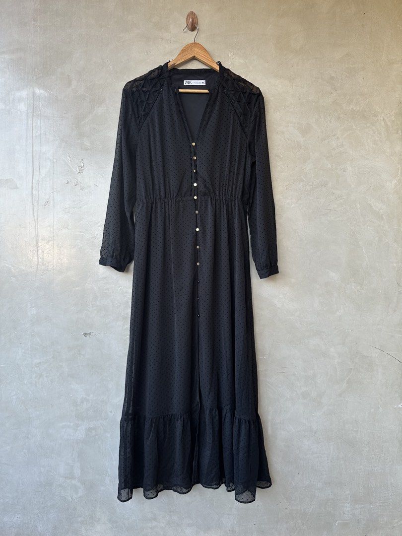ZARA - Swiss Dot Dress L/S (Category: Dresses) located in Cavite. Submitted by hand.picked (Listing ID 1470580863, Image 2). Description: ZARA - Swiss Dot Dress L/S Size: Small Dimension: 18” Width / 50” Length / 15” Waist Condition: Like New Note: No Belt Inclusion.