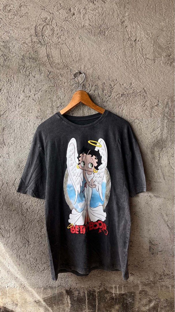 Zara Betty Boop Graphic Tee (Category: Tshirts & Polo Shirts ) located in Cabuyao City. Submitted by kisyana (Listing ID 1470666033, Image 2). Description: .