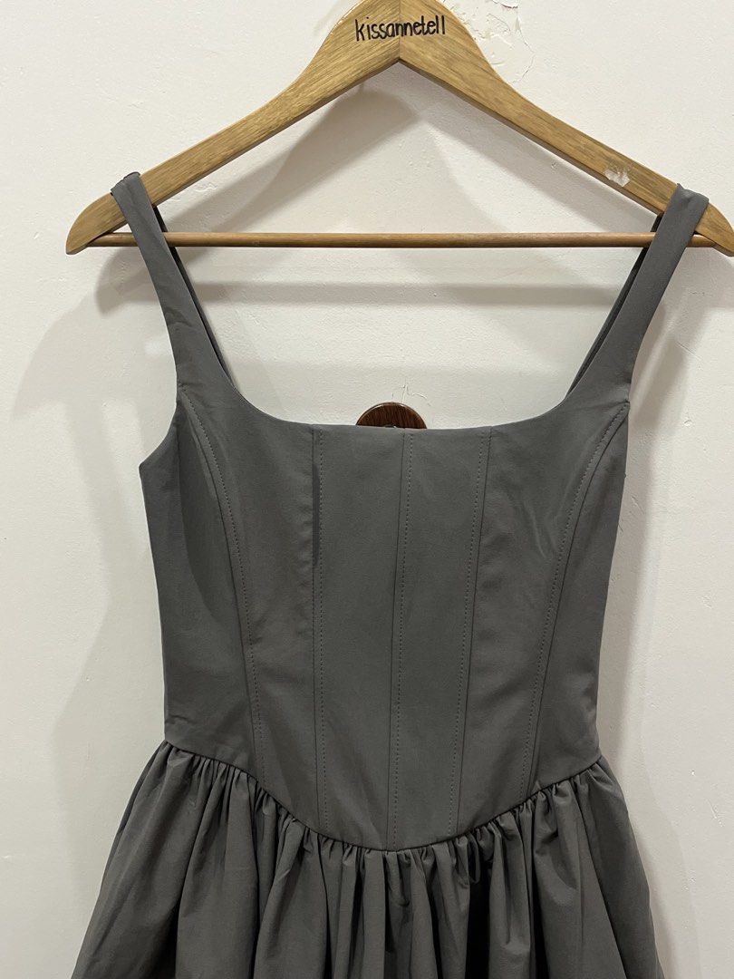 Zara corset gray dress (Category: Dresses) located in Dagupan City. Submitted by kissannetell_ (Listing ID 1470597569, Image 3). Description: 📍Dagupan City, Pangasinan 💸: Gcash 🚛: J&T ❣️Open for dropping and pasabay within Pangasinan ❌No Meetups NOTE: ▪️All items are from bale. PASS SA MASELAN -- items need wash & some items may have minor issues like stain, pinhole, etc. Kindly manage your expectations. ▪️Strictly payment first and first to p