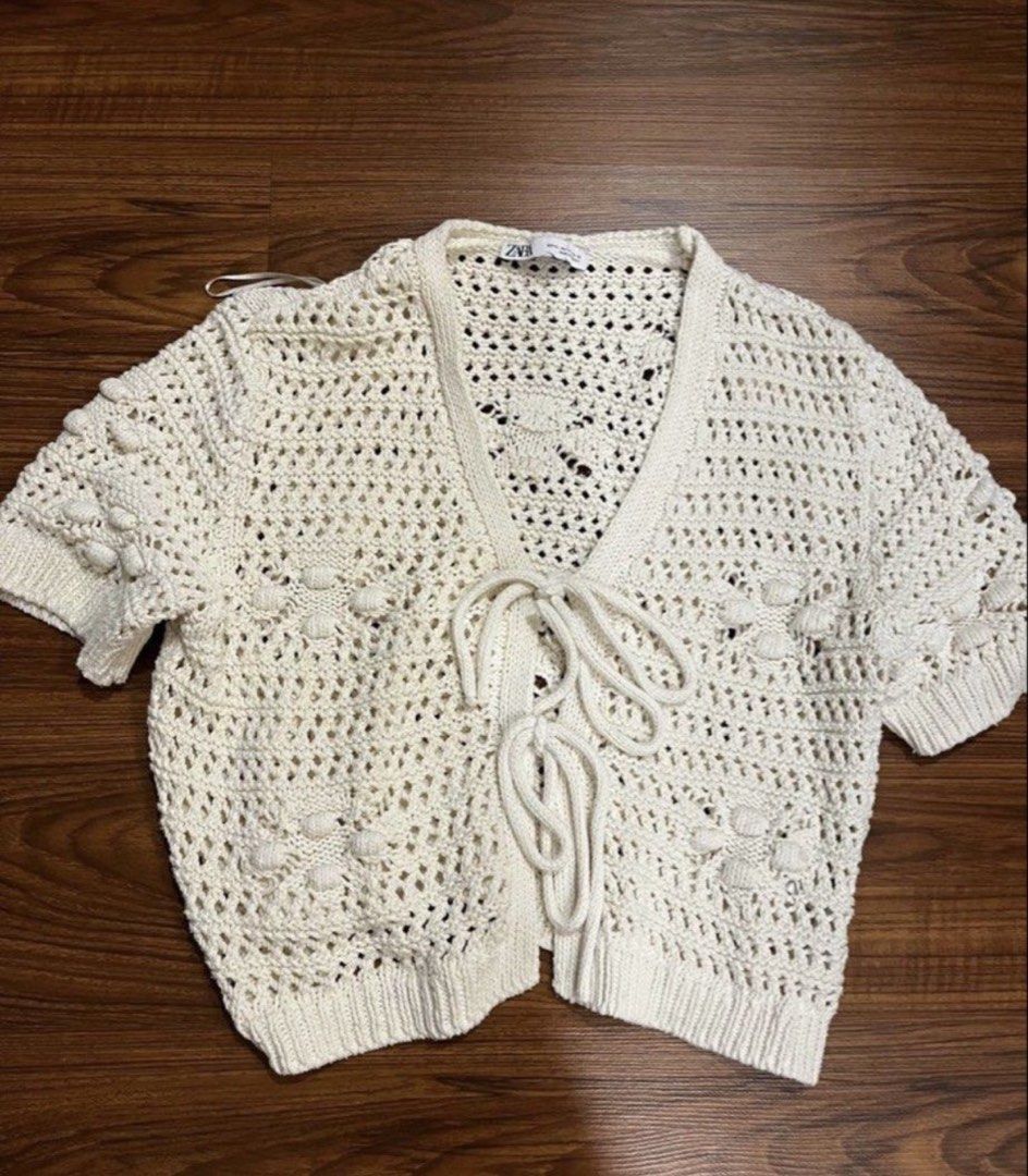 zara crochet top (Category: Blouses) located in Quezon City. Submitted by ichigohuh (Listing ID 1470637080, Image 2). Description: - rfs: too big on me - got for ₱1,995.
