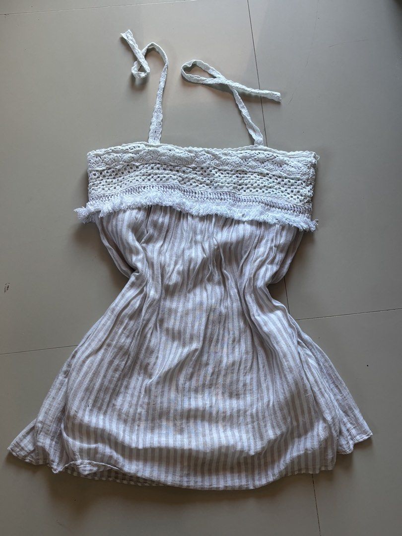 Zara mini dress (Category: Dresses) located in Rizal. Submitted by .love_b (Listing ID 1470741051, Image 1). Description: havent used this since this is thrifted!! cut ata yung straps, i think this is supposed to be a dress pwede rin like halter top or a skirt!.