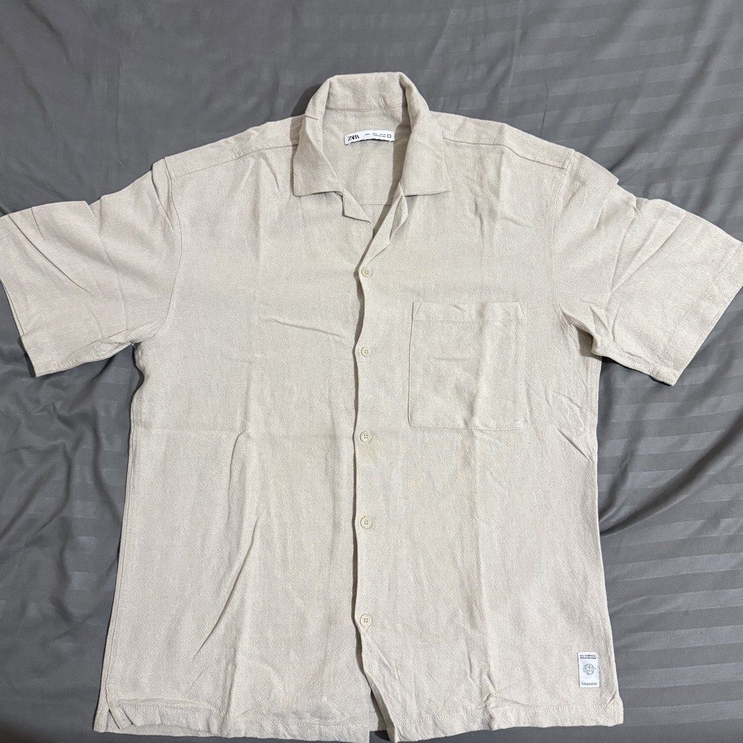 Zara polo (Category: Tshirts & Polo Shirts ) located in Bacolod City. Submitted by nathanielresuma (Listing ID 1470631837, Image 1). Description: Brand new.