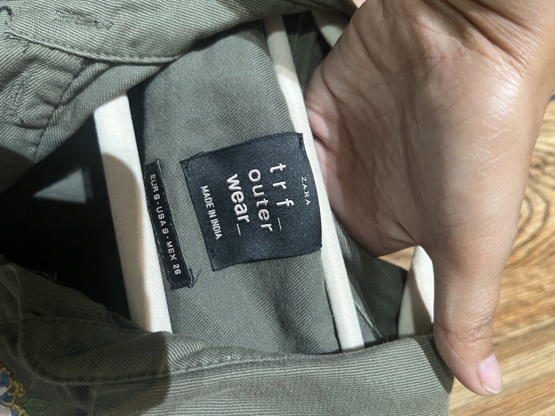 ZARA utility shirt dress (Category: Dresses) located in San Jose del Monte. Submitted by senorita_wella (Listing ID 1470570916, Image 3). Description: .