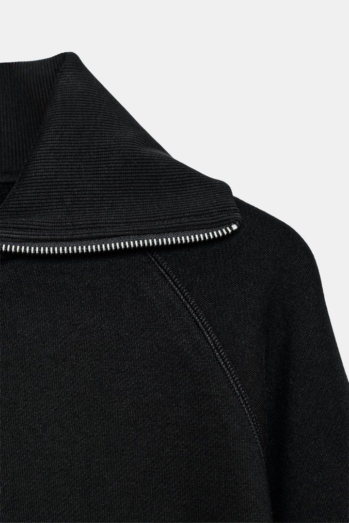 Zara Zip-up Plush Jacket (Category: Coats, Jackets and Outerwear) located in Bocaue. Submitted by gwydeclutters (Listing ID 1470617897, Image 3). Description: ✿ Zara ✿ L on tag ʀᴇᴍᴀʀᴋs: good as new condition & guaranteed authentic! (also posted as set) For interested buyers, kindly send me a message for 𝗮𝗰𝘁𝘂𝗮𝗹 𝗽𝗵𝗼𝘁𝗼𝘀 to avoid photo grabbing & phishing. 𝗳𝗲𝘄 𝗿𝗲𝗺𝗶𝗻𝗱𝗲𝗿𝘀: 𐙚 payment first basis 𐙚 no cancellation of order(s) 𐙚