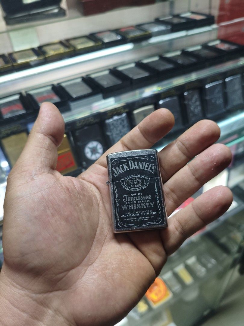 Zippo Jack Daniel's (Category: Vintage Collectibles) located in Paranaque City. Submitted by Sensation (Listing ID 1470689194, Image 1). Description: Free refill of Zippo fluid if booked via lalamove .