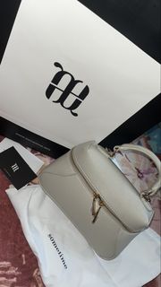 (Category: ) located in . Submitted by fsyra (Listing ID 1470603096, Image 1). Description: .