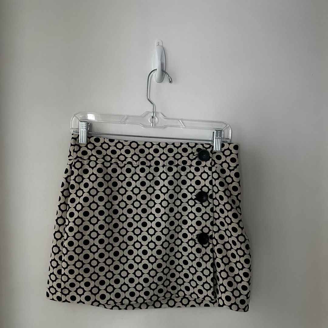 0001 Bershka Mini Skirt (Category: Skirts) located in Cebu City. Submitted by condodeclutterph (Listing ID 1470771459, Image 2). Description: .