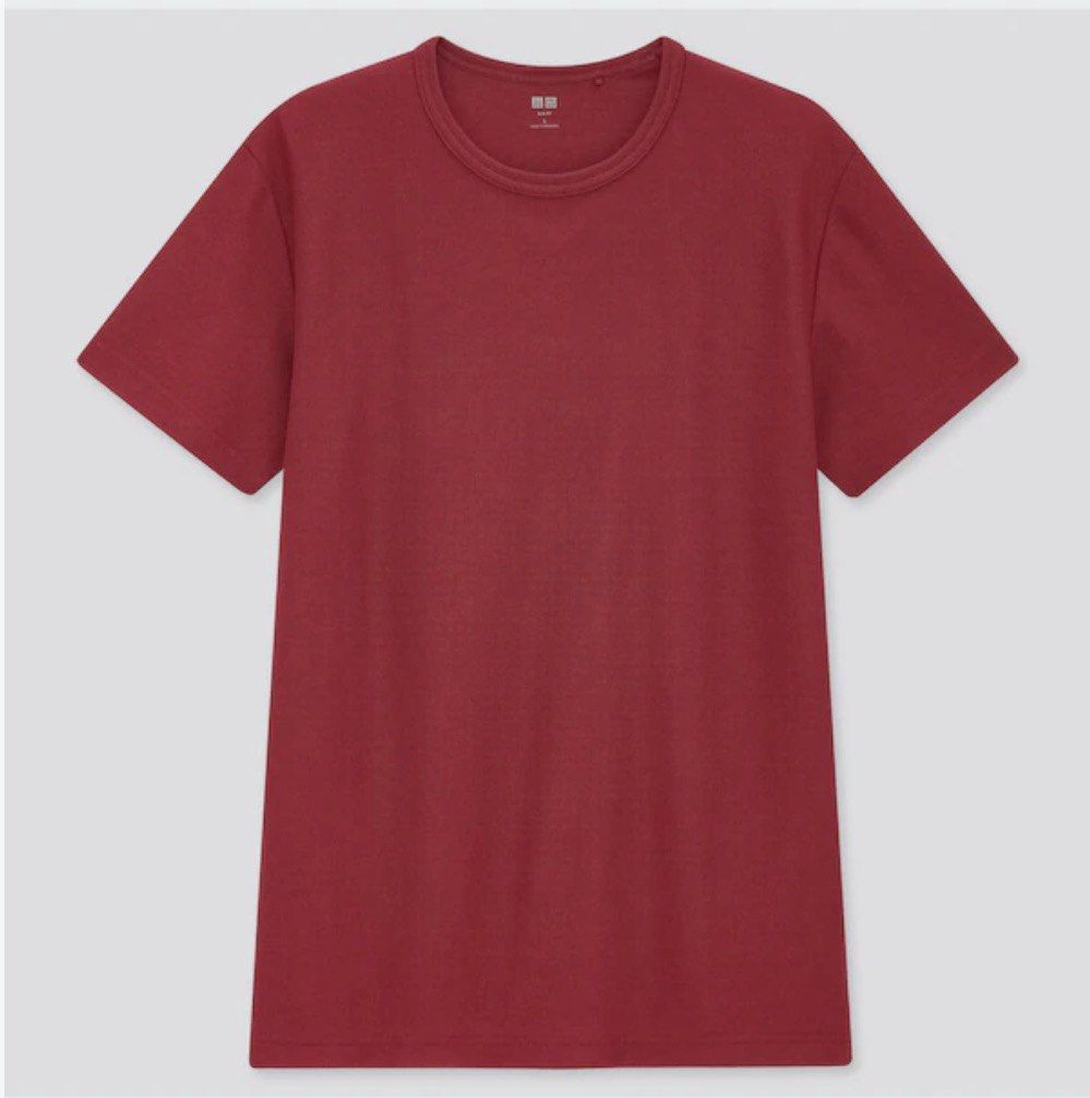 0010 Uniqlo Red U Crew Shirt (Category: Shirts) located in Cebu City. Submitted by condodeclutterph (Listing ID 1470770123, Image 2). Description: .