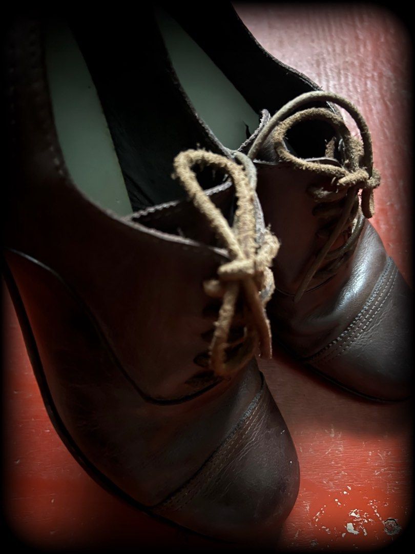 00s Alfredo Bannister (Category: Boots) located in Lucena. Submitted by proxyhere (Listing ID 1470869876, Image 2). Description: Alfredo Bannister - size 40.