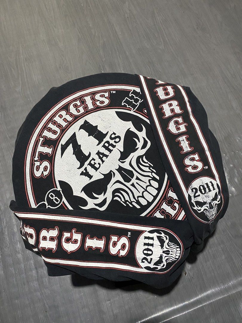 00’s sturgis longs sleeve (Category: Tshirts & Polo Shirts ) located in Naga. Submitted by oldstuffed.vtg-07 (Listing ID 1470869623, Image 2). Description: sturgis longsleeve 22/28 large uneven fade cut tag crackprint ₱999 shipped .