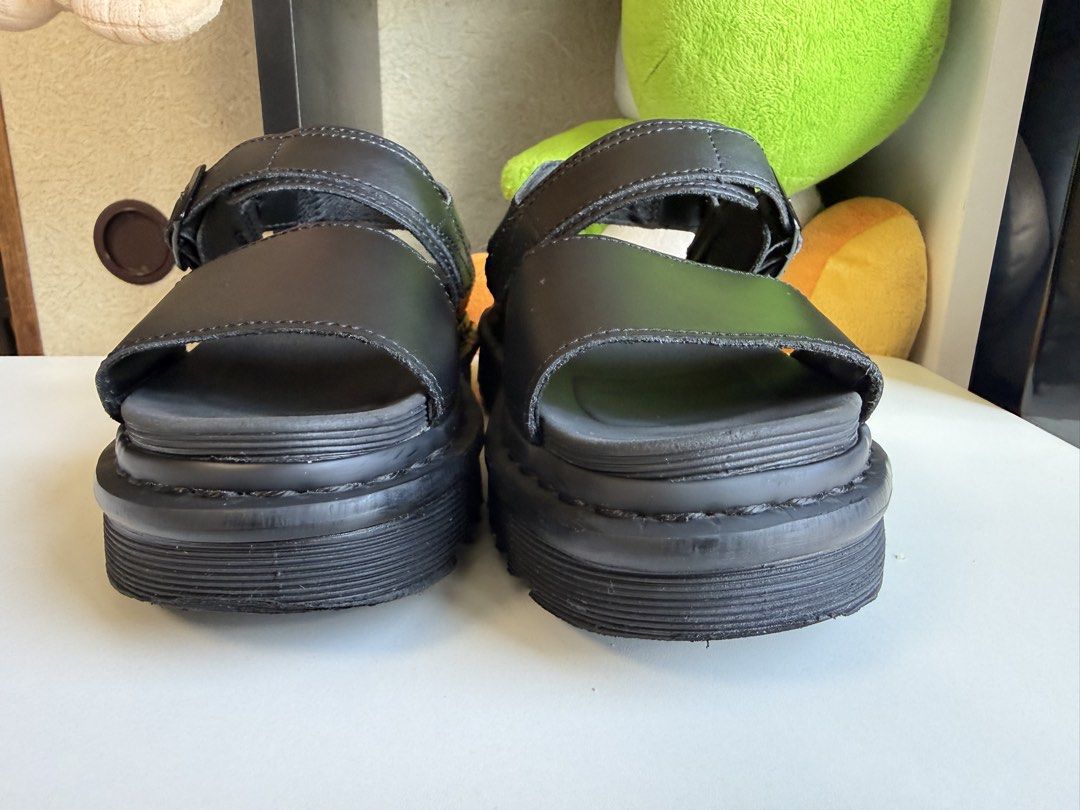 -1.15- USED DR. MARTENS VOSS HYDRO LEATHER PLATFORM SANDALS (Category: Flats & Sandals) located in Cebu City. Submitted by nihonfindsbyhimawari26 (Listing ID 1470833202, Image 3). Description: 🚨 NOT YET AVAILABLE FOR PURCHASE ✈️ On the way from Japan 🇯🇵 📦 ETA: MID OF JANUARY ⸻ 🖤✨ DR. MARTENS VOSS HYDRO LEATHER PLATFORM SANDALS ✨🖤 BRAND: Dr. Martens MODEL: Voss Hydro Leather Strap Sandals COLOR: Monochromatic Black STYLE: Chunky Platform / M
