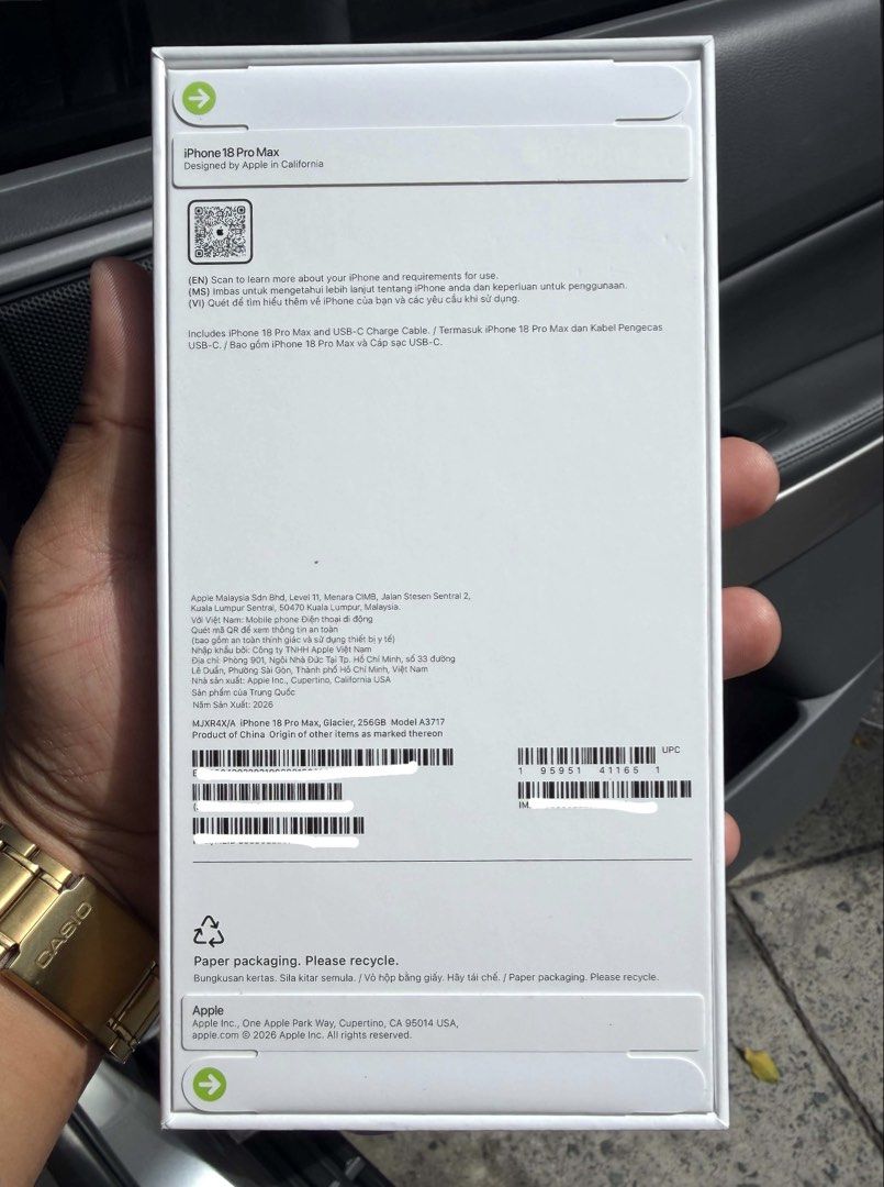 18 PRO MAX - GLACIER (Category: iPhone 18 Series) located in Cavite. Submitted by k3shii (Listing ID 1470759029, Image 2). Description: FS: iPhone 18 Pro Max, 256GB Color: Glacier Sealed and brand new, purchased from Power Mac Center. RFS: Gift from my dad. Will change to a different iPhone color or pref to buy IPhone duo.