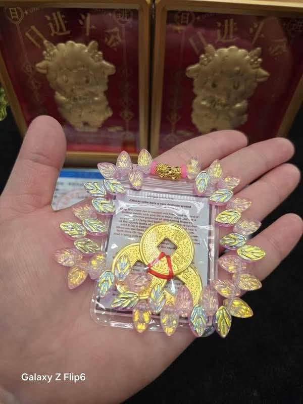 18k Piyao bracelet (Category: Bracelets) located in Manila. Submitted by bhelgoldseller2ndaccount (Listing ID 1470880647, Image 1). Description: Lucky Charms bracelet 1400 pesos only Perfect for gift and souvenir.