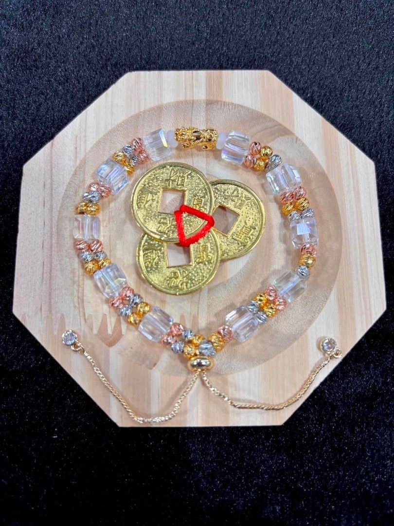 18k Piyao bracelet (Category: Bracelets) located in Manila. Submitted by bhelgoldseller2ndaccount (Listing ID 1470880769, Image 3). Description: Lucky Charms bracelet 1400 pesos only Perfect for gift and souvenir.