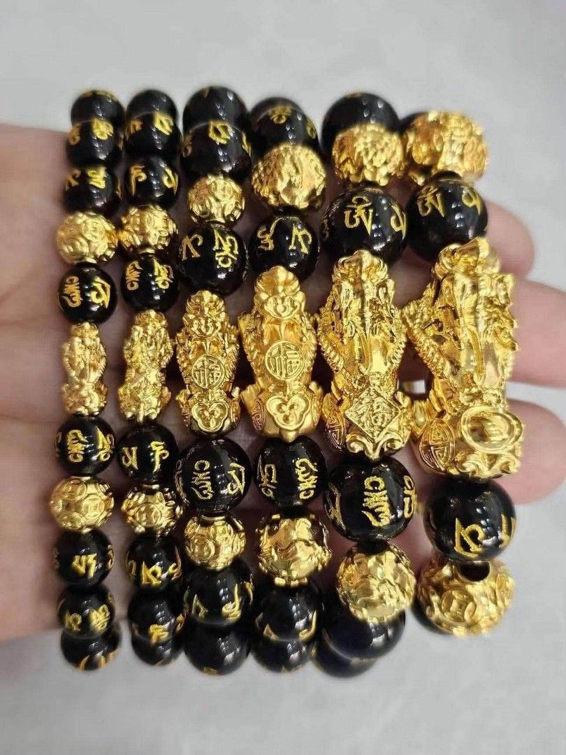 18k Piyao bracelet (Category: Bracelets) located in Manila. Submitted by bhelgoldseller2ndaccount (Listing ID 1470882385, Image 2). Description: 18k Piyao ✨ Small - 1600 Med - 3500 Large - 6,100 XL - 9,300 2Xl - 13,200 3XL - 18,200 Jumbo - 22,500 18k Piyao with MONEY BALLS ✨ Small - 3,800 Med - 5900 Large - 8200 XL - 16,000 2XL - 20,000 3XL - 39,800 Jumbo - 34,300.