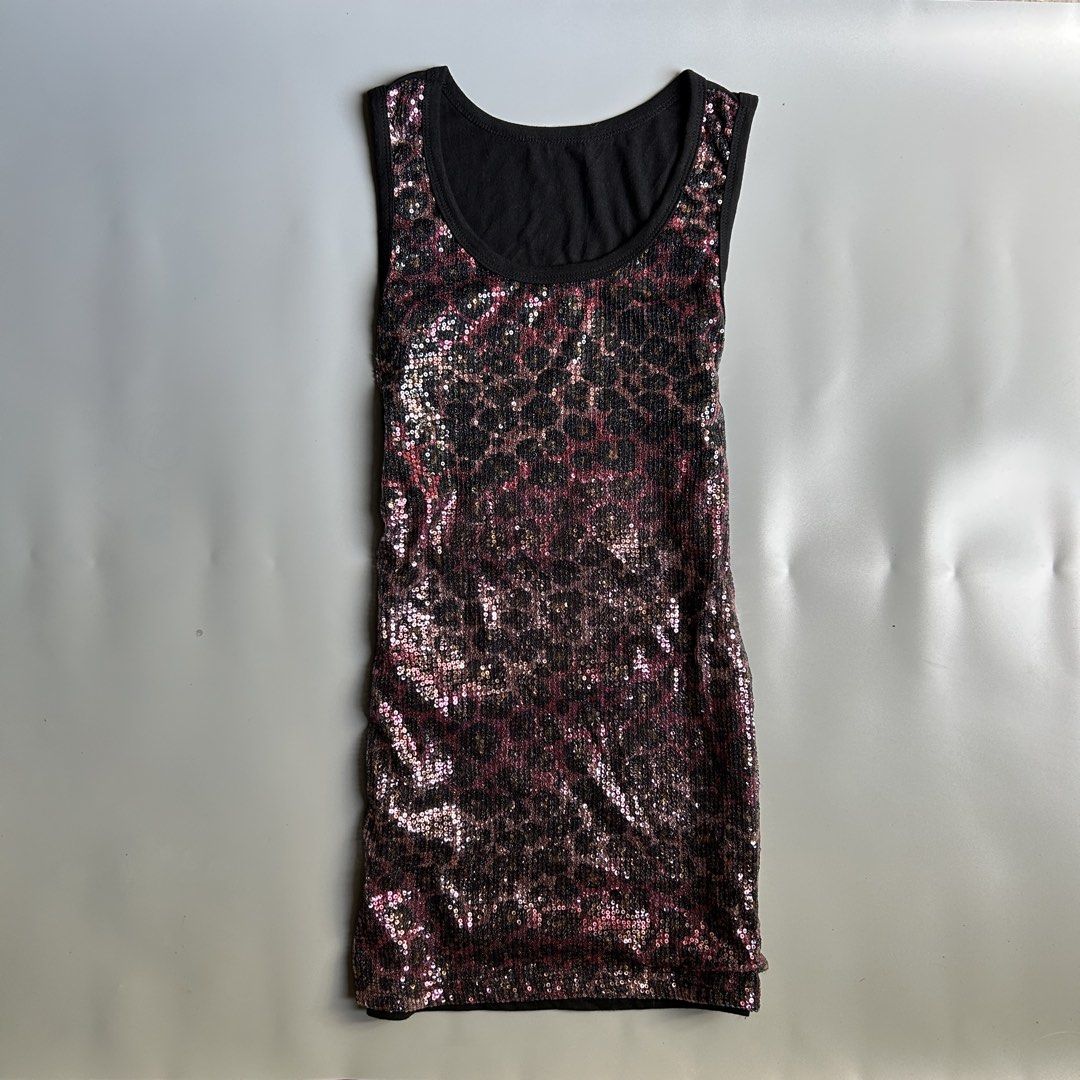 2000s leopard print sequinparty tank dress (Category: Dresses) located in Liloan. Submitted by fairymary.ph (Listing ID 1470761867, Image 1). Description: READ BIO BEFORE BUYING✨ P150+sf brand: no tag size: xs-s no issue.