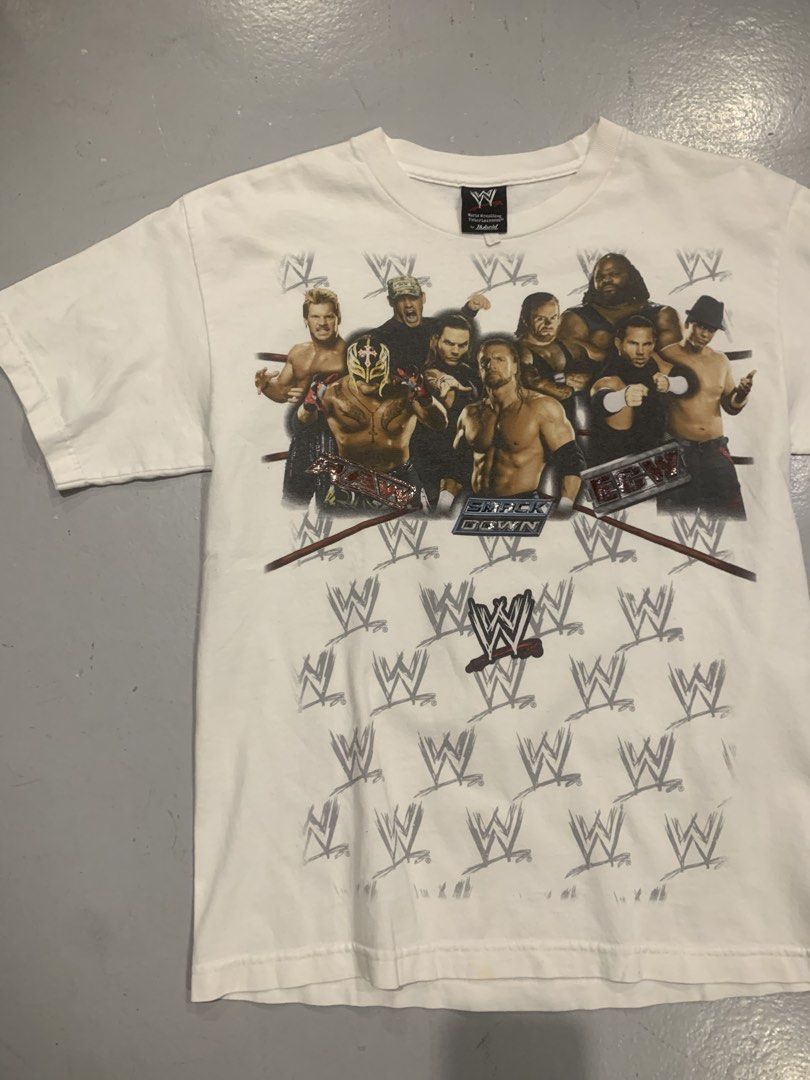 2007 Smack down ECW Raw wrestling shirt (Category: Tshirts & Polo Shirts ) located in Las Pinas. Submitted by thevintagejunkiemanila (Listing ID 1470828276, Image 3). Description: 2007 Smackdown Raw ECW roster shirt by Hybrid . Size: fits M Length: 26.5 Width: 19.5 . Php 1800.