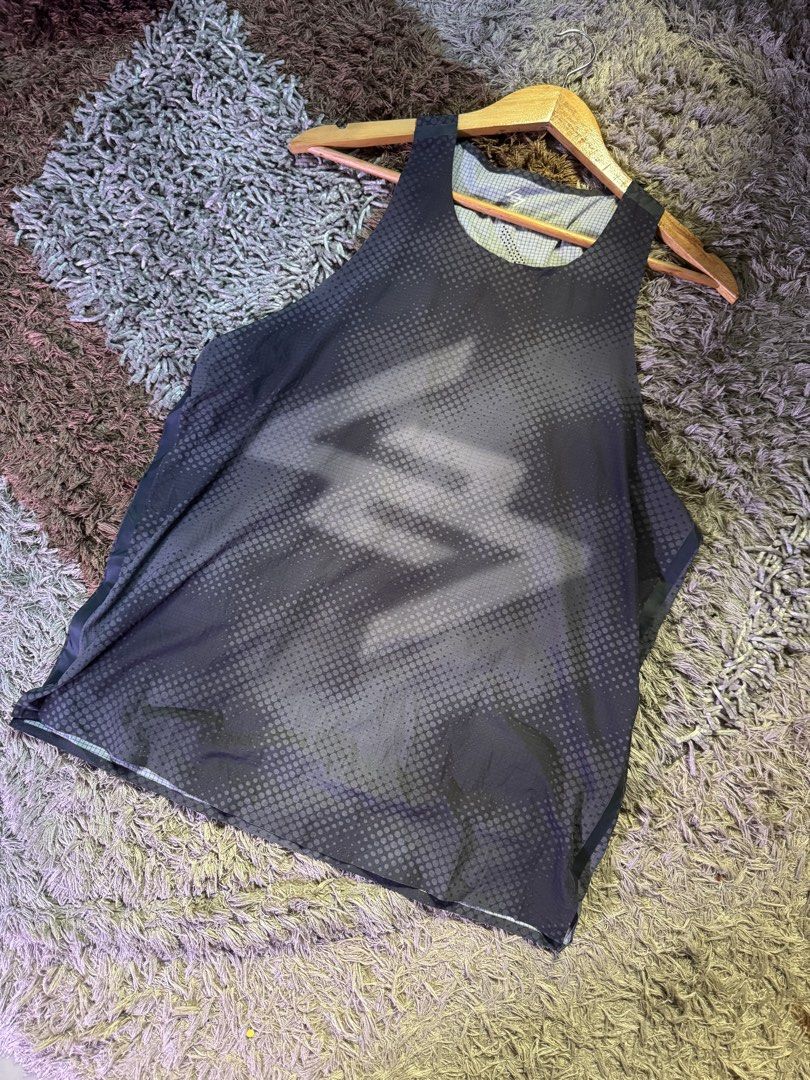 247 Represent Ultra Singlet (Category: Activewear) located in Manila. Submitted by visvim24 (Listing ID 1470799911, Image 1). Description: sz small.