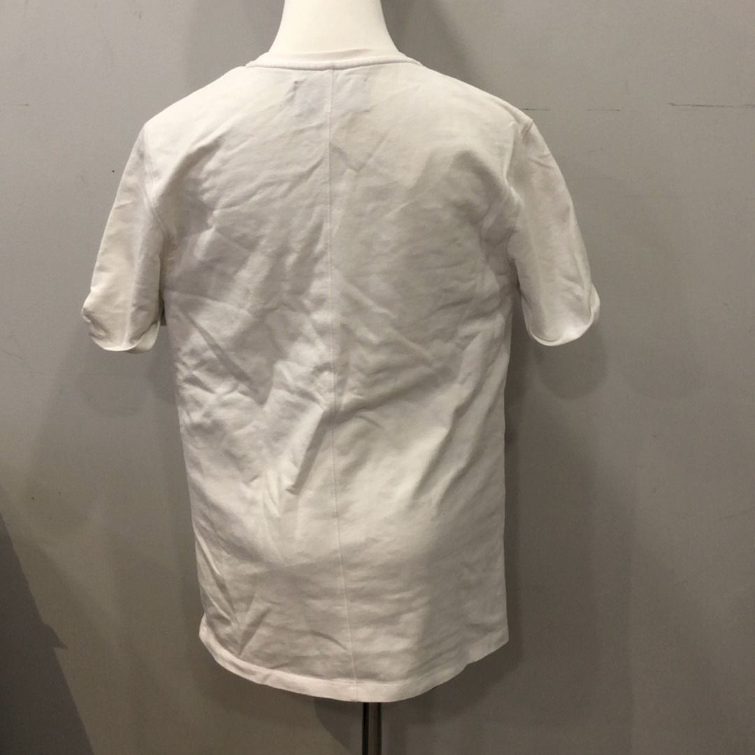 267009991 CALVIN KLEIN CLOTHES TSHIRT SIZE M (Category: Tshirts & Polo Shirts ) located in Taguig. Submitted by ecoring.ph (Listing ID 1470757795, Image 2). Description: ◆CONDITION: B- ◆DESCRIPTIONS: (Other defects/info:) The body of the shirt has minimal stains, dirt, and minor discoloration, and shows signs of use. * SIZE: ◆SHOULDER TO SHOULDER: 16inches. (approximately only) ◆BUST: 42inches. (approximately only) ◆ LENGTH: 26inches. (approximat