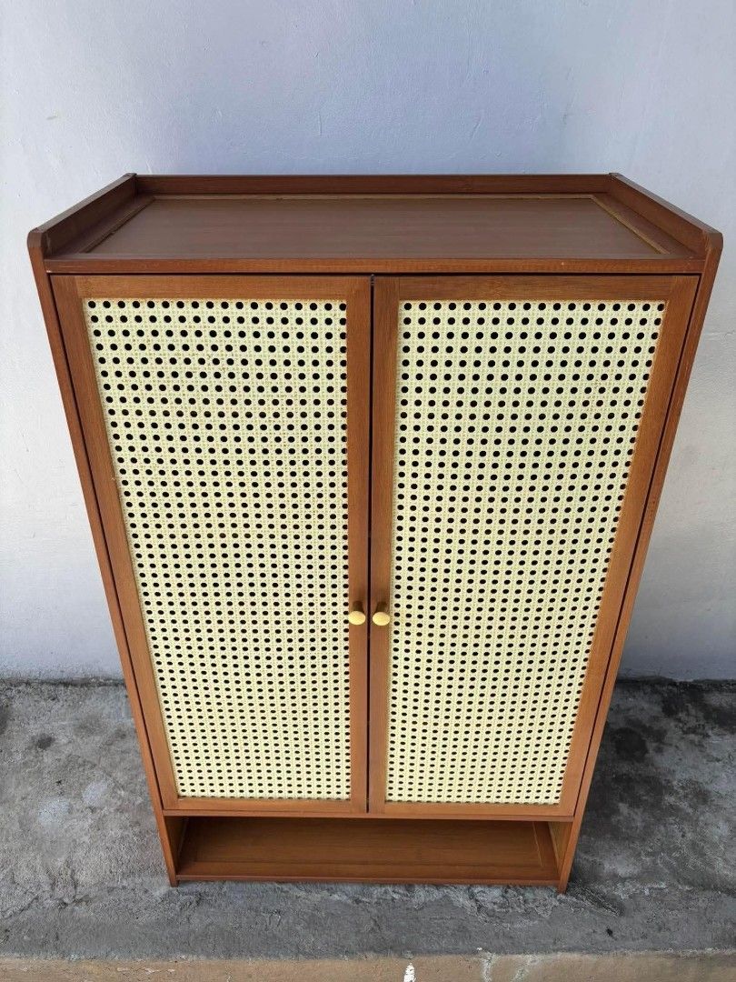 2 door bamboo cabinet ASSEMBLed (Category: Shelves, Cabinets & Racks) located in Manila. Submitted by dolorchris69891 (Listing ID 1470801663, Image 2). Description: 2 door bamboo cabinet 2950.