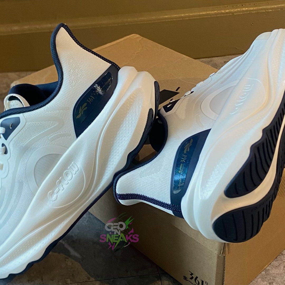 361 C-FLOW MAGIC CARPET 2 “White Black” Size 9/10M US (Category: Sneakers) located in Davao. Submitted by geonsneaks (Listing ID 1470851908, Image 3). Description: BELOW SRP⚠️ Restocked with new colorway‼️ 361° C-FLOW MAGIC CARPET 2🏃🏻💨 “White Black” Size 9/10M US ₱1,999 Only 📩 DM us or Visit us #361degrees #running #geonsneaks #runph #fypageシ゚.