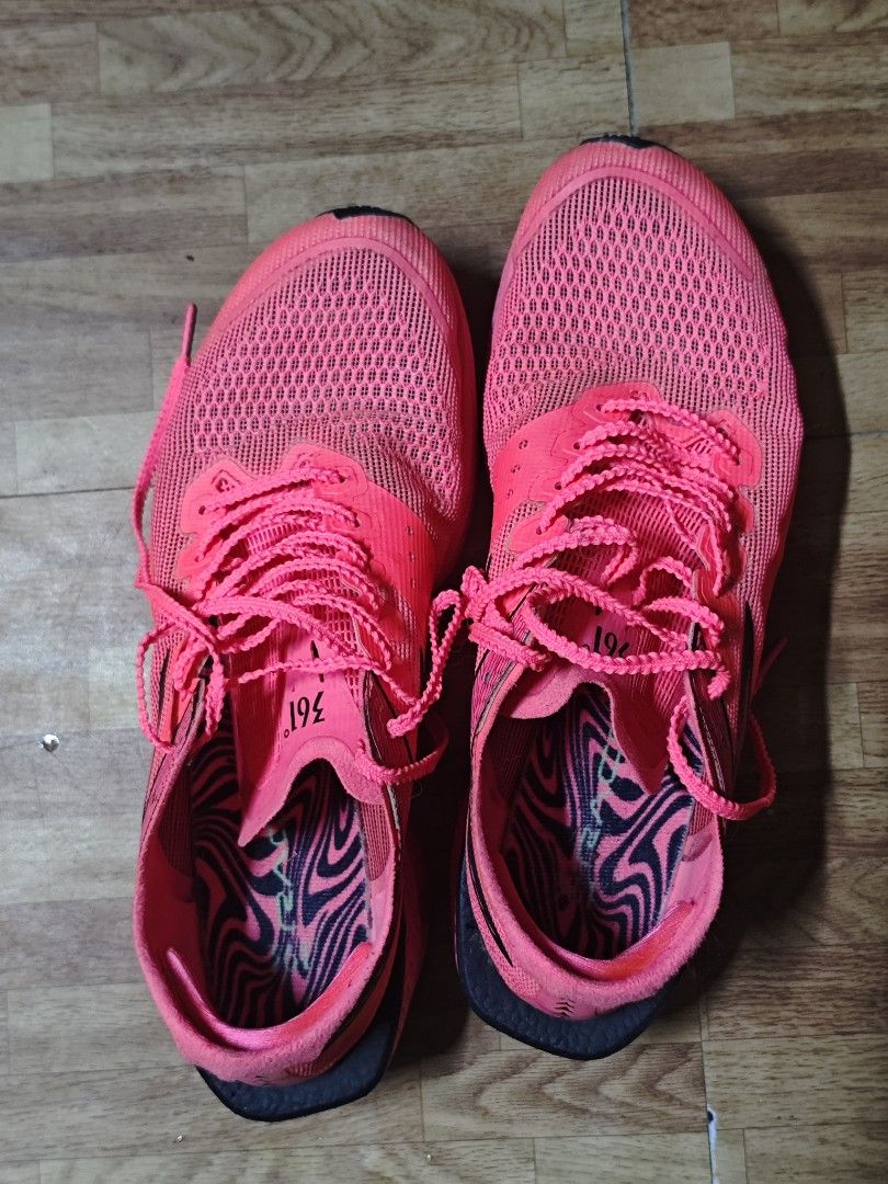 361 Degrees Flame III Running Shoes Pink (Category: Sneakers) located in Manila. Submitted by kptatlonghari (Listing ID 1470799071, Image 1). Description: - Brand: 361 Degrees - Model: Flame III running shoes - Colorway: Bright pink and black - Upper: Breathable mesh with bold side branding and graphic insoles - Performance: Lightweight build with sculpted foam midsoles and textured rubber outsoles - Condition: Soles show some dirt and use from p