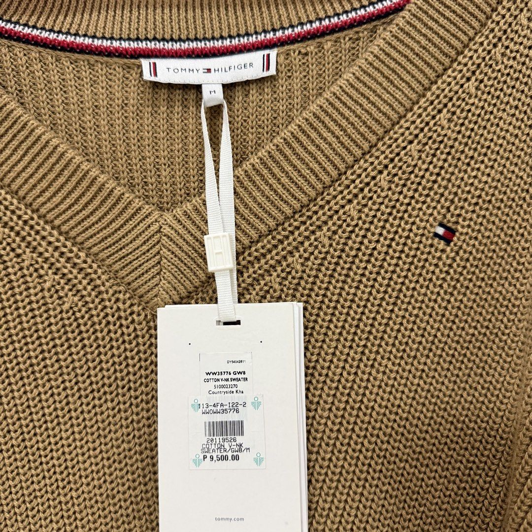 (42% OFF) BNWT Tommy Hilfiger Sweater (Category: Coats, Jackets and Outerwear) located in Paranaque City. Submitted by shopnani (Listing ID 1470840412, Image 2). Description: - Size: Medium (M) - Colorway: Countryside Khaki - Condition: Brand new with original store tags attached - Original Retail Price: ₱9,500 Perfect for autumn / fall / winter transition!.