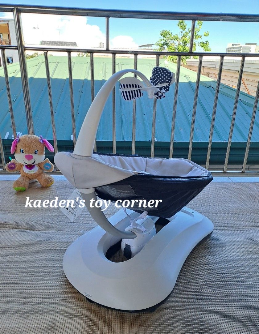 4moms rockaroo baby rocker (Category: Infant Playtime) located in Cebu City. Submitted by kaedenscebu (Listing ID 1470841181, Image 3). Description: 4moms Rockaroo Baby rocker ▪︎Age suitable : Newborn upto 12mons ▪︎Cool mesh fabric breathable ▪︎ Smooth Front to back gliding motion ▪︎Compact size; 1/3 the size of tradional swing ▪︎5 speeds ▪︎machine washable seat ▪︎Toy mobile with reversible, ▪︎3-point safety harness ▪︎AC adaptor (no batteries req