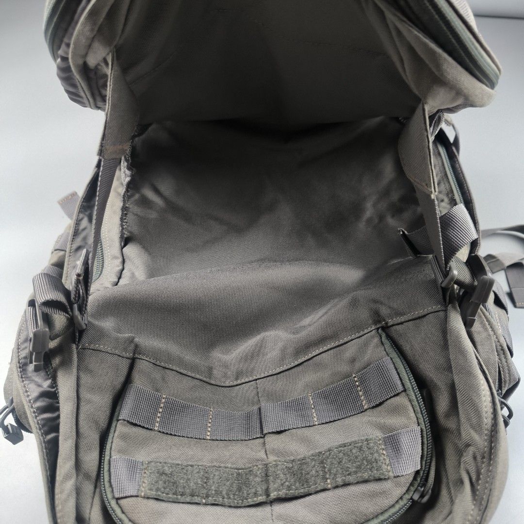 5.11 Tactical Rush 72 2.0 Backpack (Category: Backpacks) located in General Mariano Alvarez. Submitted by rammrtnz (Listing ID 1470808927, Image 3). Description: 5.11 Tactical Rush 72 2.0 Backpack Capacity: 55L Multiple pocket 2side pocket 15inches long Stowable waist strap Dimension: Height - 23inches Width - 13.5inches Depth - 8.5inches Minimal sign of usage. Light sunfade(normal sa mga 5.11 backpack) Very good condition Php4580+shipping fee Mo