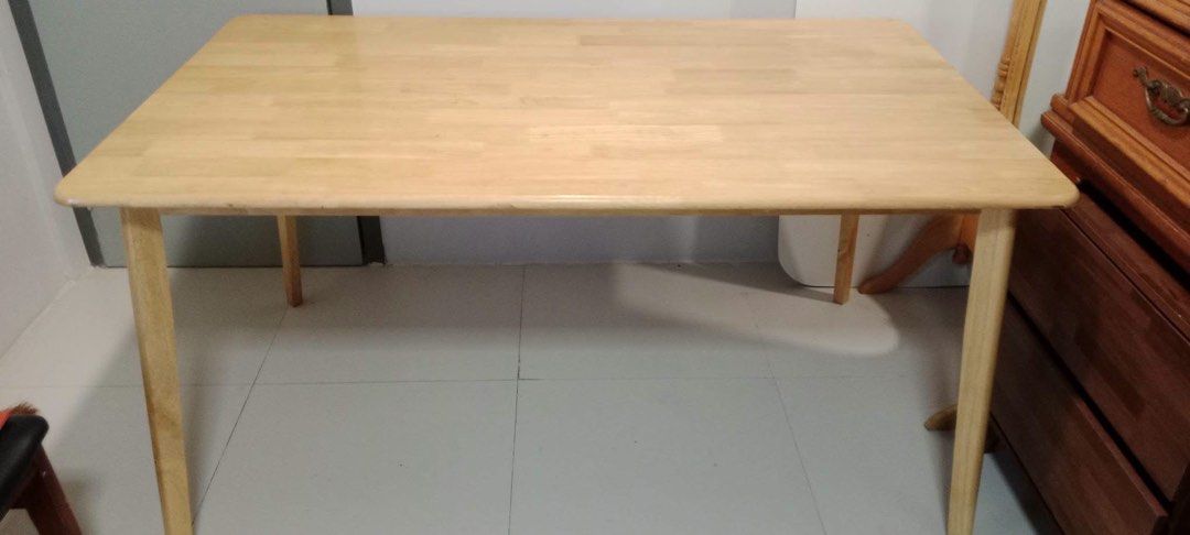 6 Seater Solidwood Dining Table (Category: Tables & Sets) located in Malabon City. Submitted by aven25 (Listing ID 1470891975, Image 3). Description: 6 Seater Solidwood Dining Table Malaysian Wood Size: 150 x 90 x 75cm Height Good Condition No issue Ready to Use.