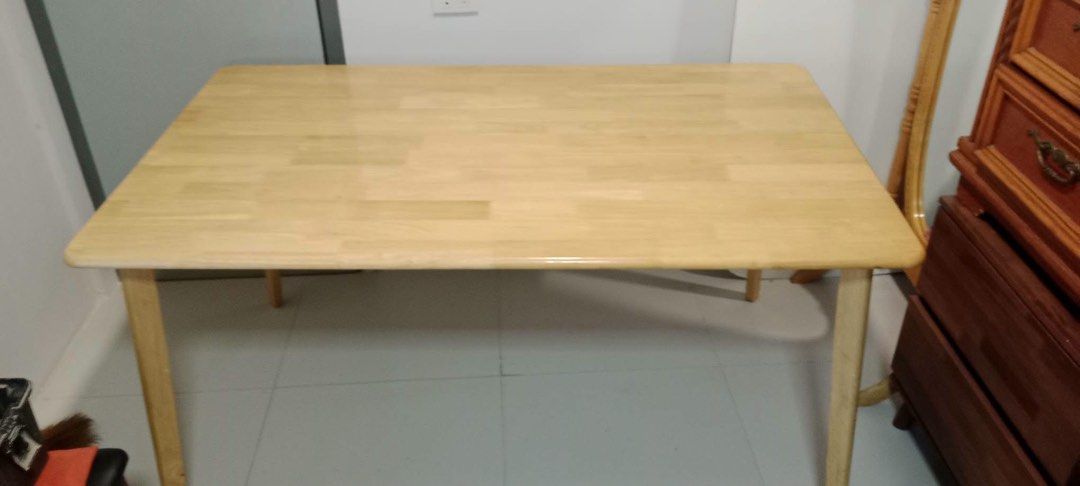 6 Seater Solidwood Dining Table (Category: Tables & Sets) located in Malabon City. Submitted by aven25 (Listing ID 1470891975, Image 2). Description: 6 Seater Solidwood Dining Table Malaysian Wood Size: 150 x 90 x 75cm Height Good Condition No issue Ready to Use.