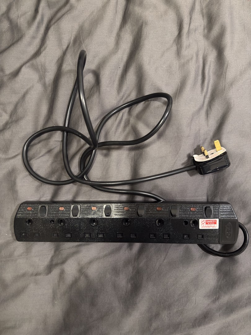 6 Way Black Extension socket With Singapore Safety Mark (2meter), TV ...