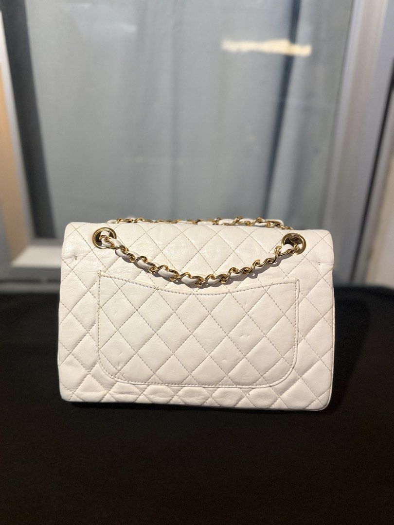 💯 Chanel Vintage Small DF (Category: Luxury Bags & Wallets) located in Cebu City. Submitted by btktas (Listing ID 1470841890, Image 2). Description: RARE VINTAGE CHANEL SMALL DOUBLE FLAP | JUJIN PLAXA JAPAN | 1980s | WHITE LAMBSKIN A beautiful vintage Chanel Small Classic Double Flap from the early 1980s, associated with Jujin Plaxa, a historic Japanese luxury retailer. An elegant and timeless collector’s piece featuring classic diamond-quilted 