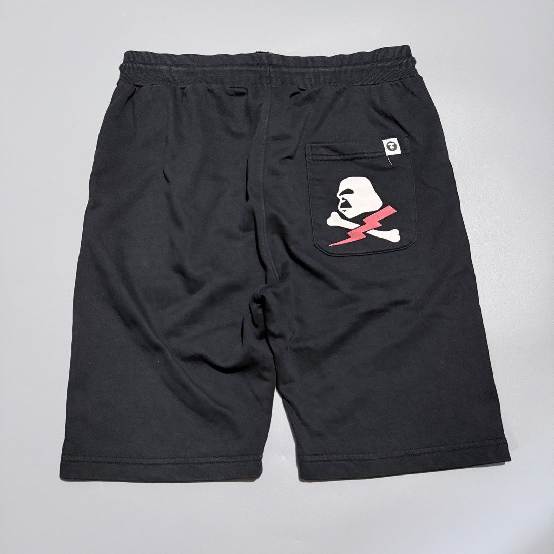 Aape by a bathing ape Shorts (Category: Shorts) located in Manila. Submitted by thriftstwodrips (Listing ID 1470869233, Image 2). Description: Dimensions: Waistline 31-37 Length 21 9.5 Color rate Excellent condition .