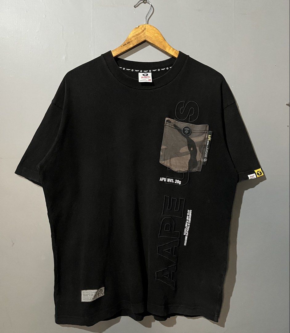 AAPE by Bathing Ape Pocket tee (Category: Tshirts & Polo Shirts ) located in San Mateo. Submitted by street_rev (Listing ID 1470759362, Image 1). Description: 28 x 23.5.