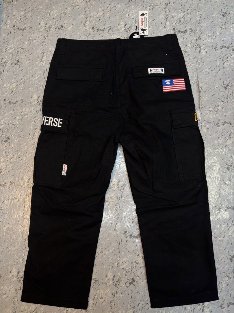 Aape cargo pants (Category: Activewear) located in Manila. Submitted by raven236 (Listing ID 1470900993, Image 2). Description: 34x36.5.
